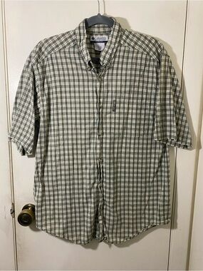 Columbia Men's Short Sleeve Plaid Button-Down Shirt - Olive and White